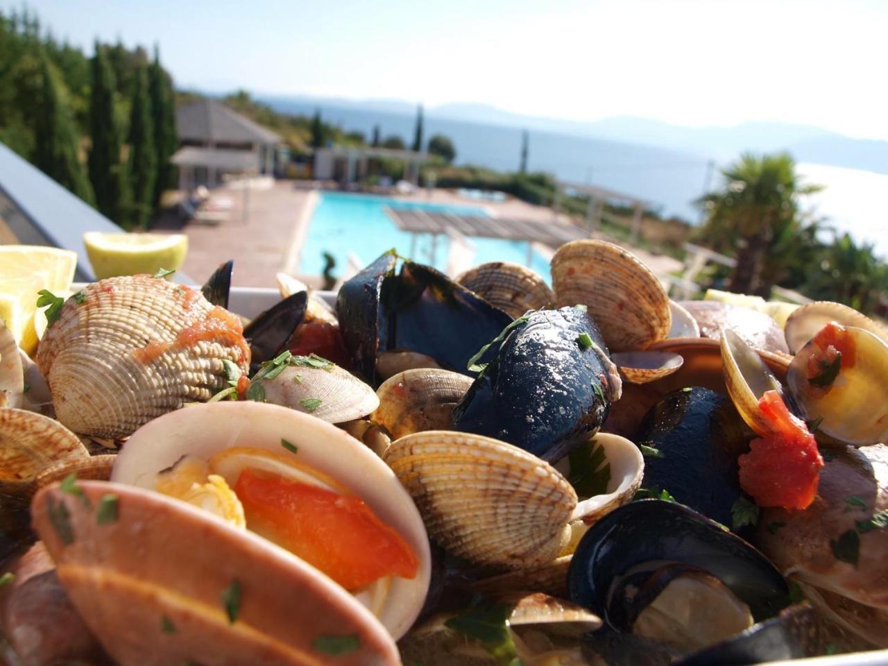 Thalassa Hotel & Spa Paleros Εξωτερικό φωτογραφία